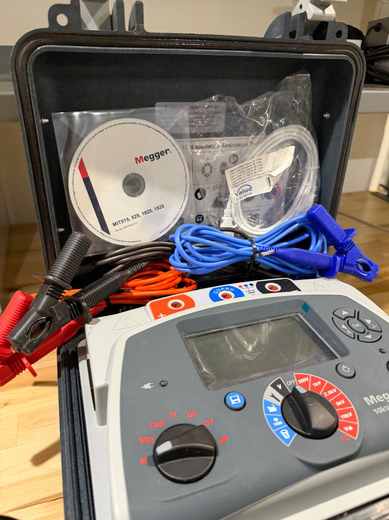 MEGGER MIT1025 10KV INSULATION TESTER WITH CHARGER & LEADS