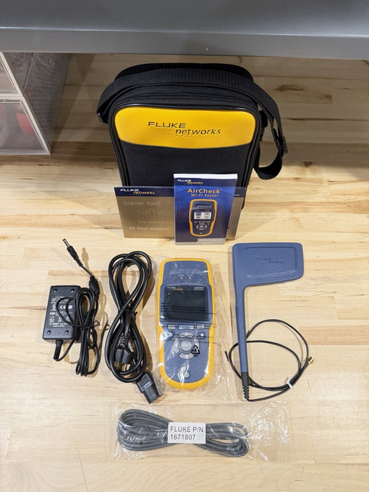 FLUKE NETWORKS AIRCHECK WIFI TESTER W/ ANTENNA & ACCESSORIES (NEW) RARE