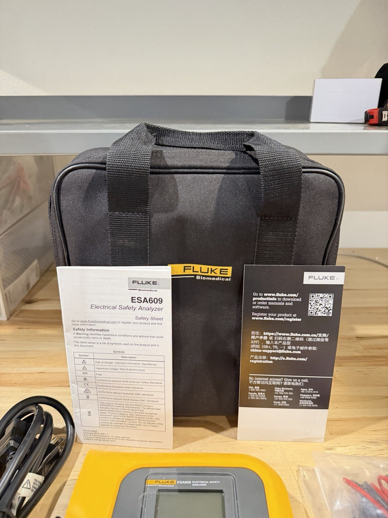 FLUKE BIO MEDICAL ESA609 ELECTRICAL SAFETY ANALYZER PORTABLE METER & ACCESSORIES