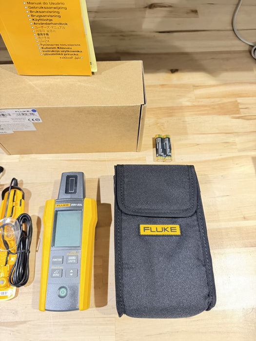 FLUKE IRR1-SOL IRRADIANCE METER KIT (NEW FACTORY SEALED) SHIPS FAST