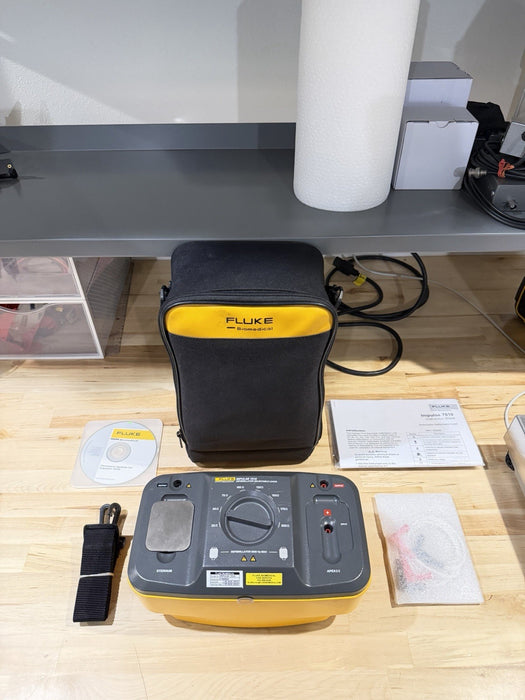FLUKE 7010 BIOMEDICAL SELECTABLE LOADS W/ LEADS (TESTED) EXCELLENT CONDITION