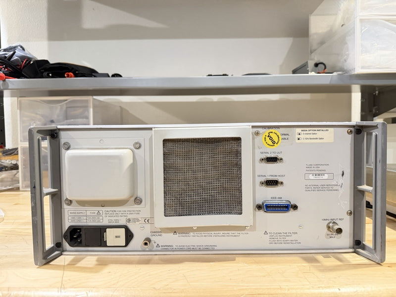 FLUKE 5820A OSCILLOSCOPE CALIBRATOR W/ 5 CHANNEL OPTION (FREE SHIPPING)