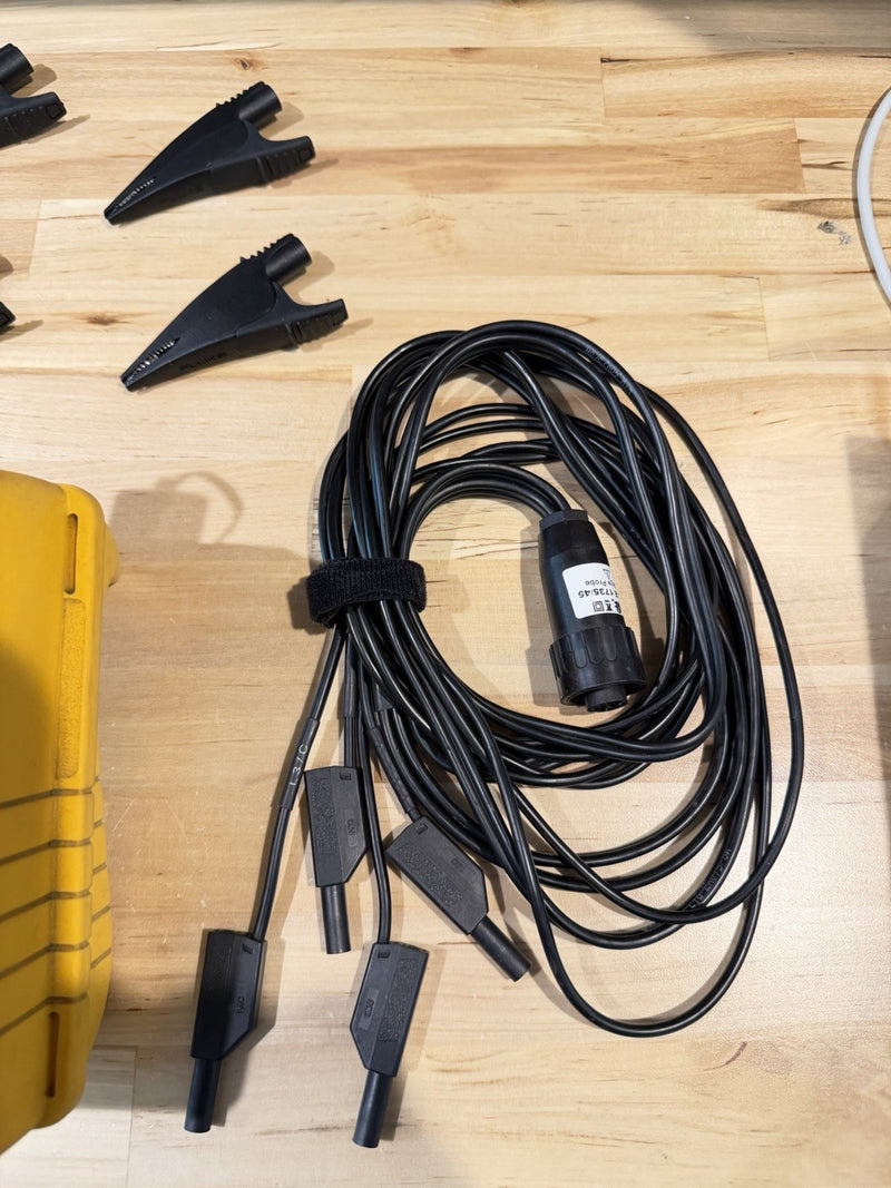 FLUKE 1735 THREE-PHASE POWER LOGGER WITH PROBES & CHARGER TESTED