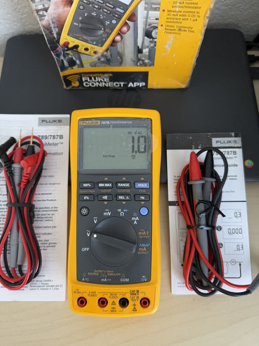 FLUKE 787B PROCESSMETER W/ ACCESSORIES & LEADS - FREE SHIPPING