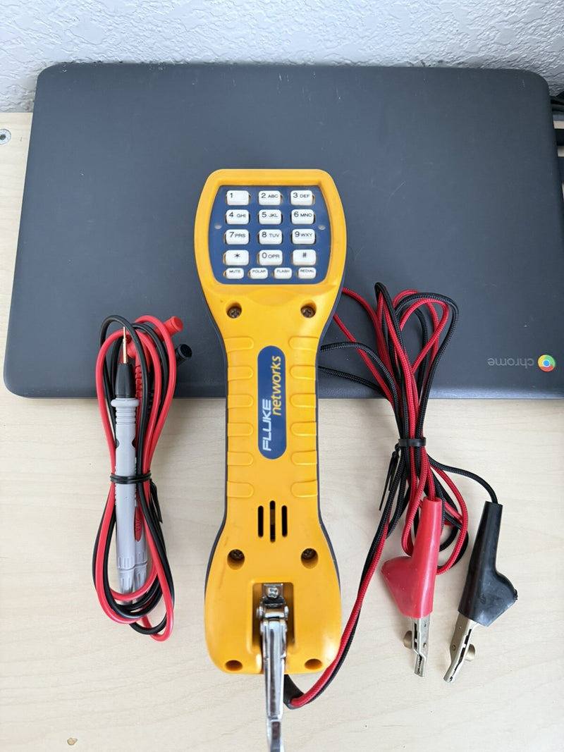FLUKE NETWORKS TS30 PORTABLE TEST SET TELEPHONE WITH CLIPS