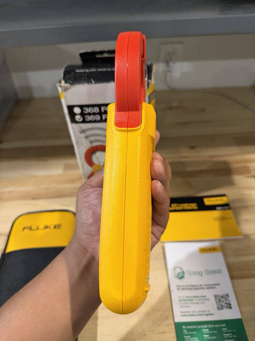 FLUKE 369 FC AC LEAKAGE CURRENT CLAMP