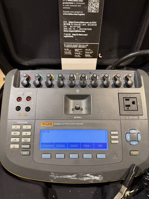 FLUKE ESA620 BIOMEDICAL ELECTRICAL SAFETY ANALYZER W/ CASE & CHARGER /SHIPS FAST