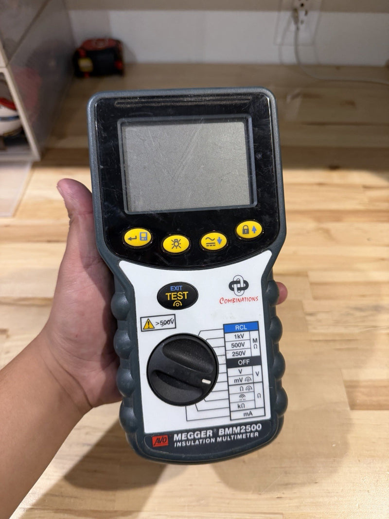 MEGGER BMM2500 INSULATION MULTIMETER FOR PARTS