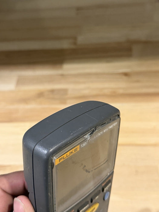 FLUKE 1587 INSULATION TESTER (PARTS ONLY) DOESN’T WORK