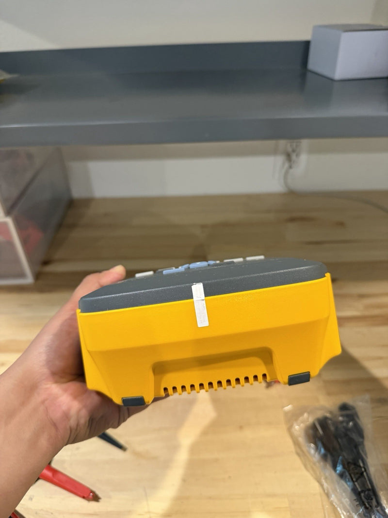 FLUKE ESA615 115V ELECTRICAL SAFETY ANALYZER TESTER WITH LEADS & CHARGER TESTED