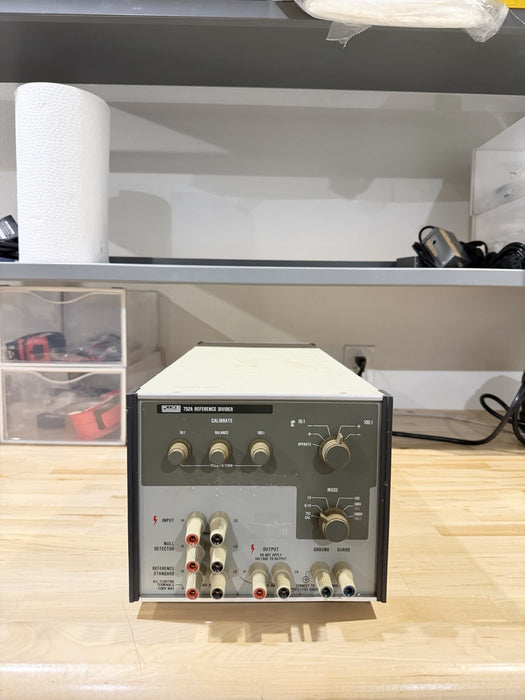 FLUKE 752A REFERENCE DIVIDER TESTED
