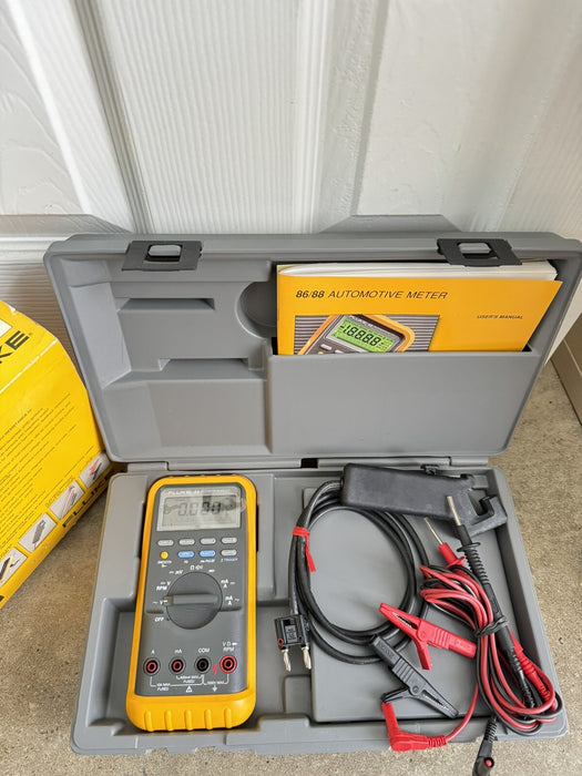 Fluke 88 Automotive Meter Multimeter with RPM and Accessories / SHIPS FAST