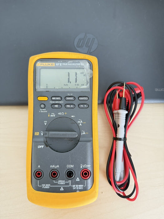FLUKE 87V TRUE RMS MULTIMETER W /LEADS - FREE SHIPPING (TESTED)