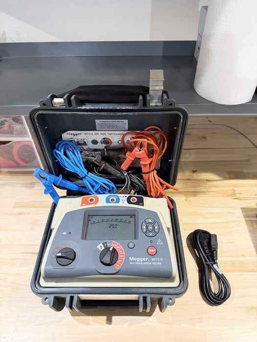 MEGGER MIT515 5KV INSULATION TESTER W/ LEADS & CHARGER (TESTED) FREE SHIPPING