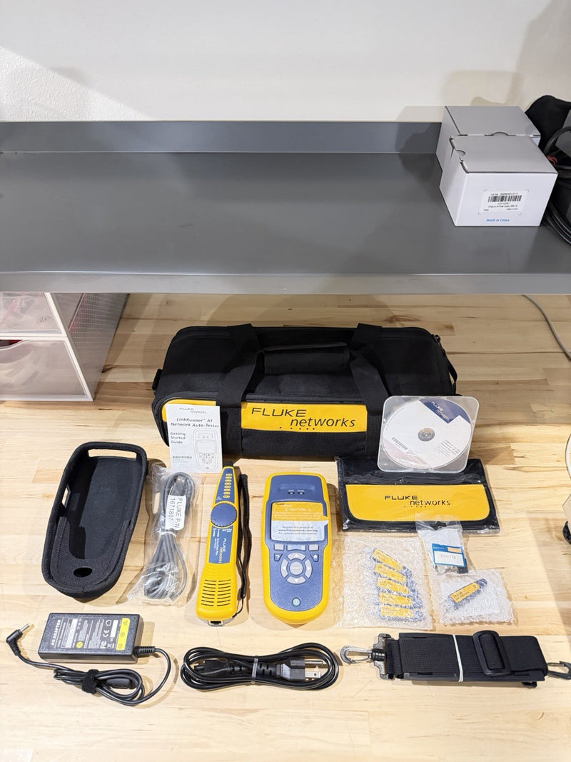 FLUKE NETWORKS LINKRUNNER AT-2000 KIT AUTO TESTER KIT RARE