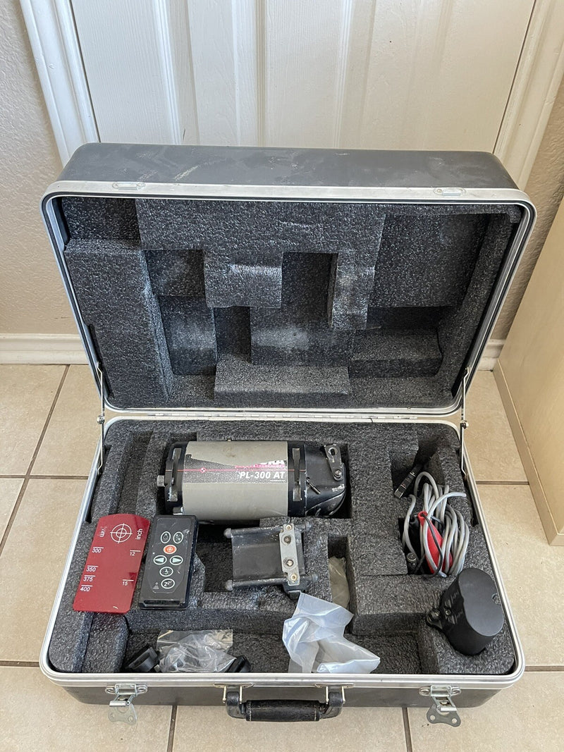 FUTTURA MODEL PL-300 RED BEAM PIPE LASER MAKER OF AGL GRADELIGHT
