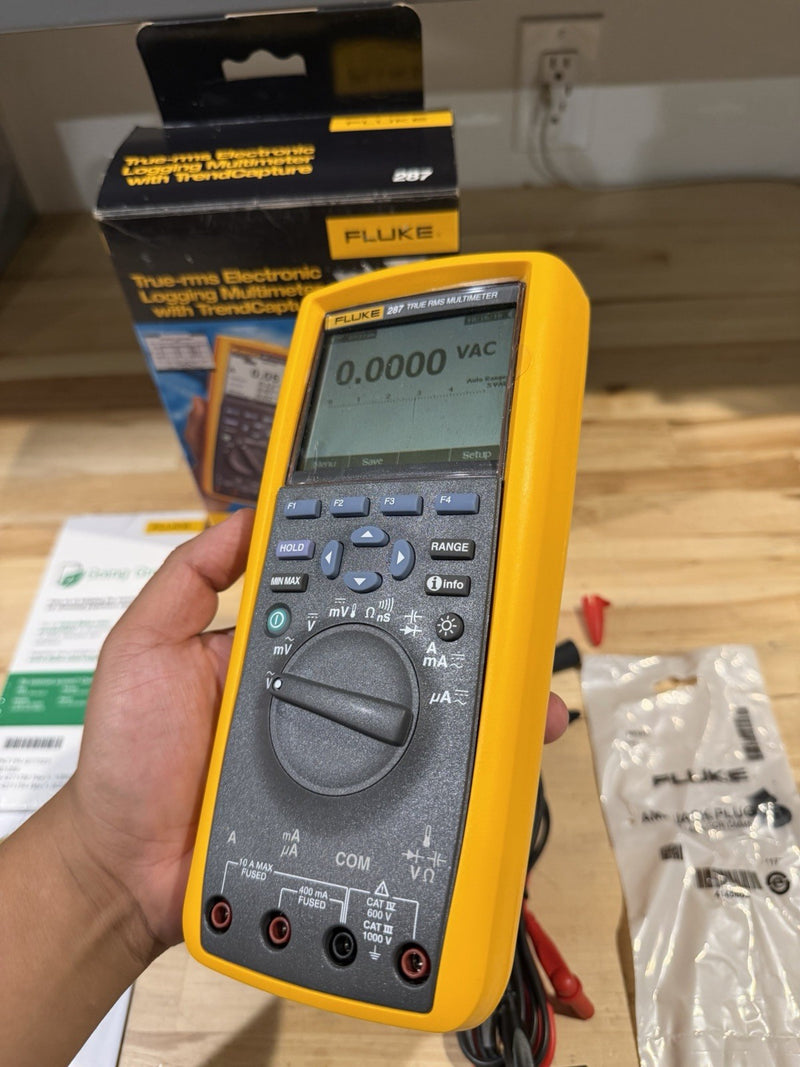 FLUKE 287 TRUE-RMS ELECTRONIC LOGGING MULTIMETER W/ TREND CAPTURE (NEW)