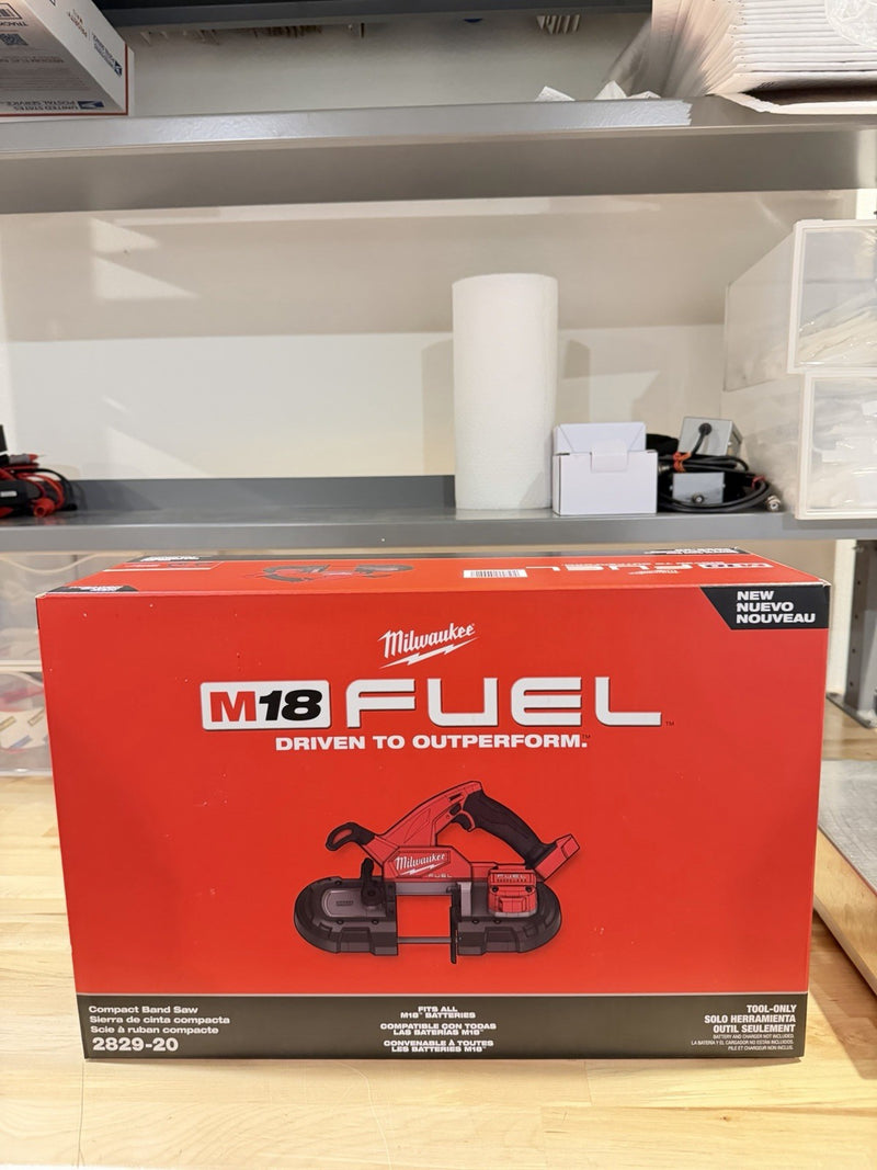 MILWAUKEE 2829-20 M18 FUEL 3-1/4" X 3-1/4" COMPACT VARIABLE SPEED BAND SAW BARE