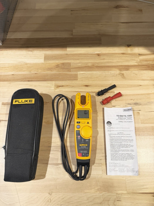FLUKE T6-1000 ELECTRICAL TESTER WITH BAG & CLIPS TESTED