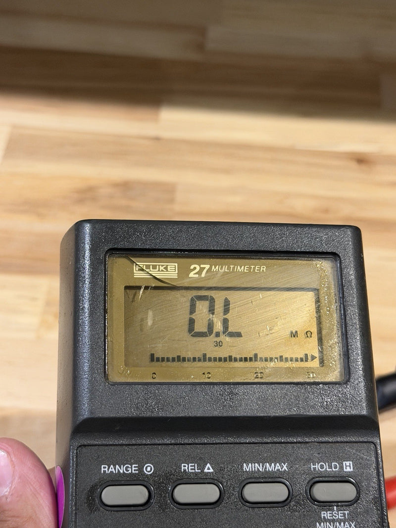 FLUKE 27 DIGITAL MULTIMETER WITH LEADS