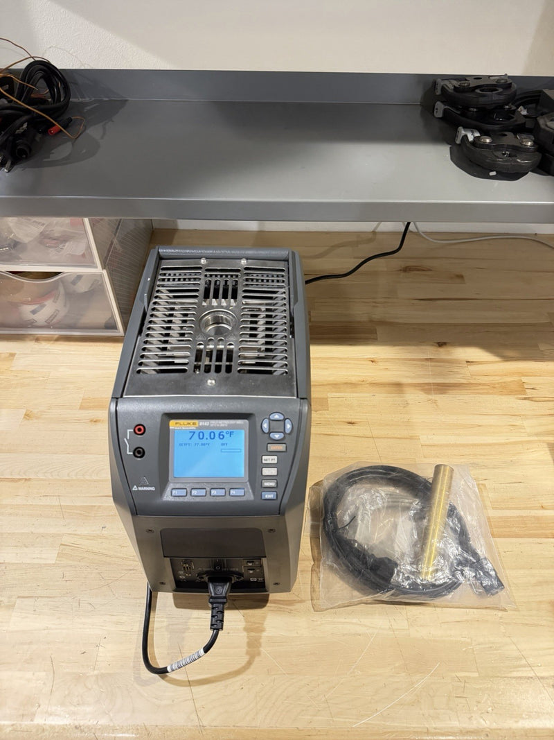 FLUKE 9143 FIELD METROLOGY WELL +33C TOA 350 C DRY BLOCK /TESTED SHIPS FREE