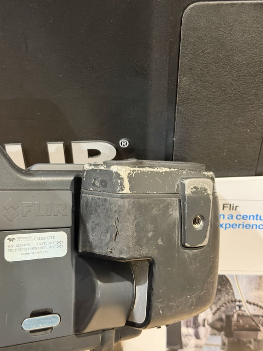 FLIR T440 THERMAL IMAGING CAMERA W/ CHARGER & BATTERY (TESTED)FREE SHIPPING READ