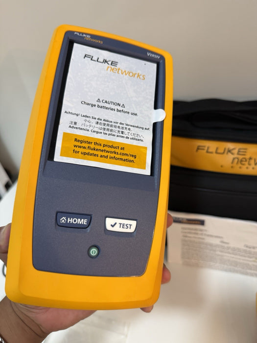 FLUKE NETWORKS VERSIV OPTIFIBER PRO OTDR KIT WITH QUAD OTDR MODULE & ACCESSORIES