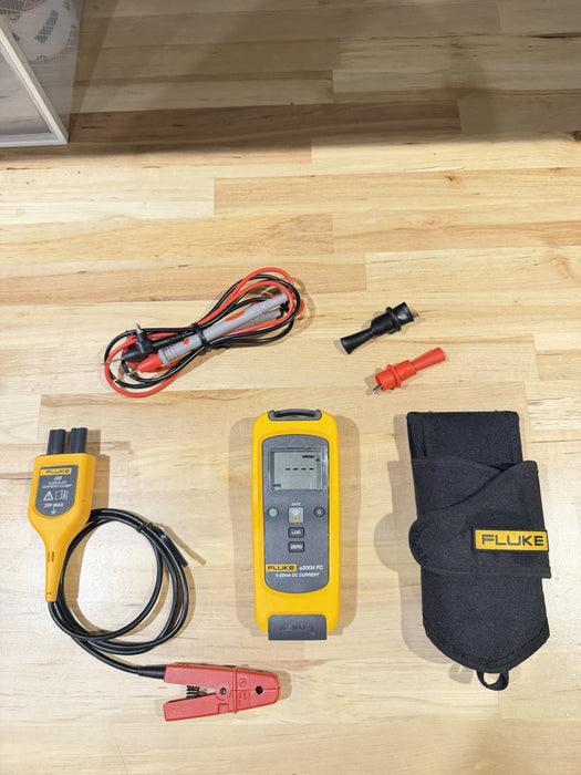 FLUKE A3004 FC WIRELESS DC CURRENT CLAMP METER NEW