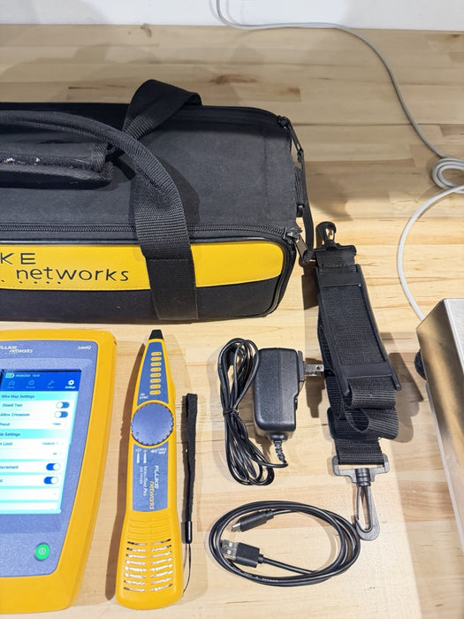 FLUKE NETWORKS LIQ-100 LINKIQ KIT CABLE & NETWORK TESTER W ACCESSORIES