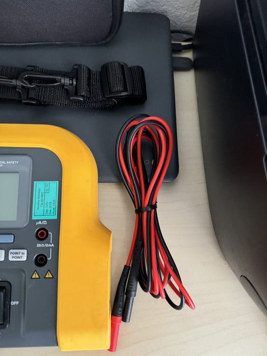 FLUKE ESA609 ELECTRICAL SAFETY ANALYZERCALIBRATED 2025