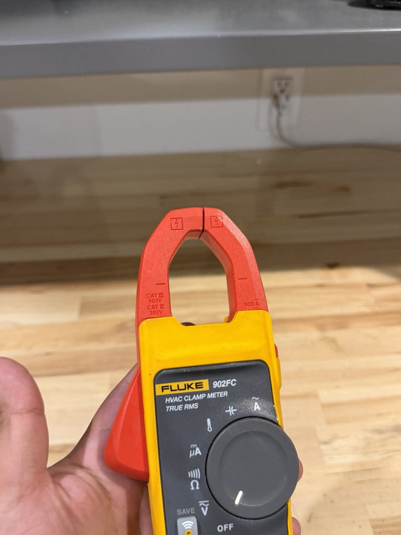 FLUKE 902 FC HVAC CLAMP METER TRUE RMS W / LEADS & CLIPS - SHIPS FAST