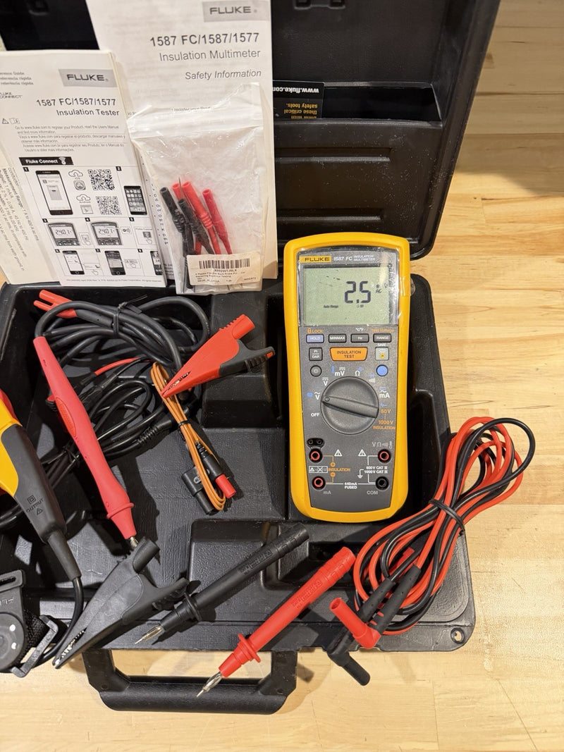 FLUKE 1587 FC INSULATION MULTIMETER W/  i400 LEADS & CASE (TESTED) SHIPS FAST