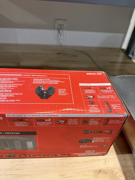 MILWAUKEE 2978-22 M18 18V 6T LINEAR UTILITY CRIMPER KIT WITH BATTERY & CHARGER