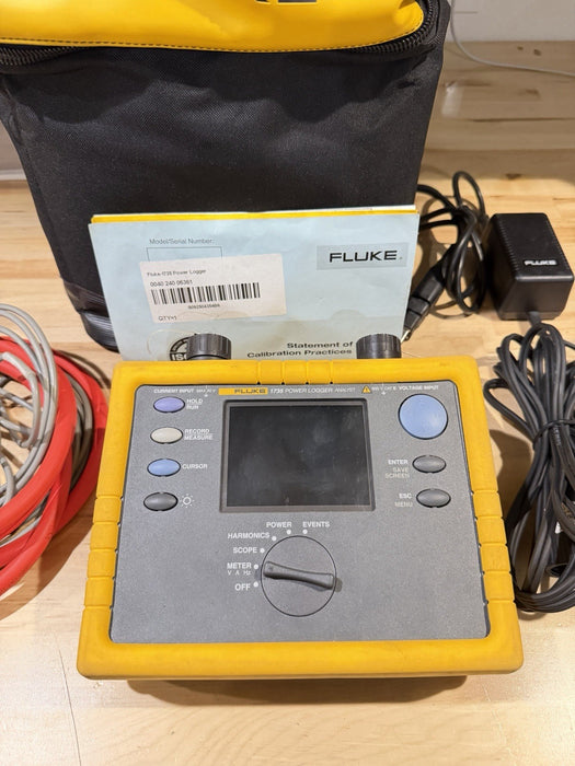 FLUKE 1735 THREE-PHASE POWER LOGGER W/ PROBES & CHARGER - FREE SHIPPING - TESTED