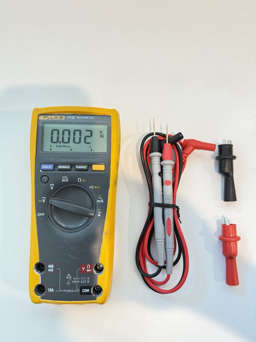 FLUKE 77-IV MULTIMETER W LEAD SET & CLIPS TESTED