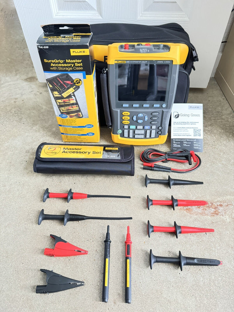 FLUKE 225C SCOPE METER OSCILLOSCOPE WITH TLK225 LEAD KIT