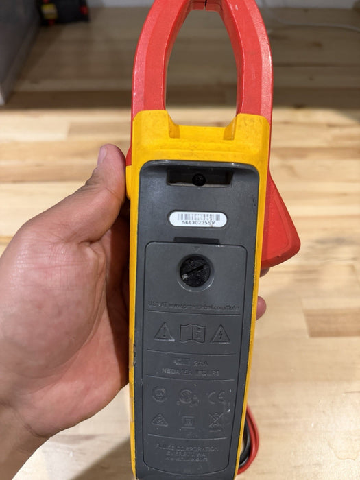 FLUKE 374 FC TRMS CLAMP METER W/ LEADS & CLIPS (TESTED) SHIPS FAST