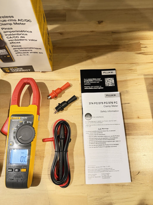 FLUKE 374 FC TRMS CLAMP METER WITH LEADS & CLIPS TESTED