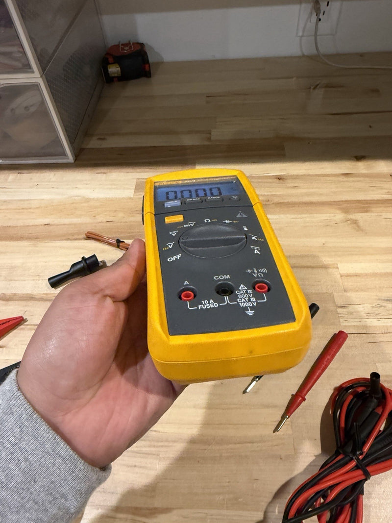 FLUKE 233A REMOTE DISPLAY AUTOMOTIVE DIGITAL MULTIMETER KIT