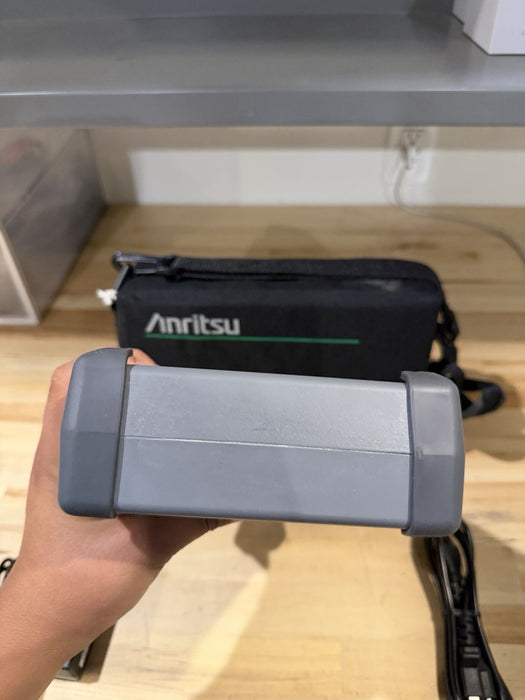 ANRITSU SITE MASTER S331A ANALYZER WITH CHARGER TESTED