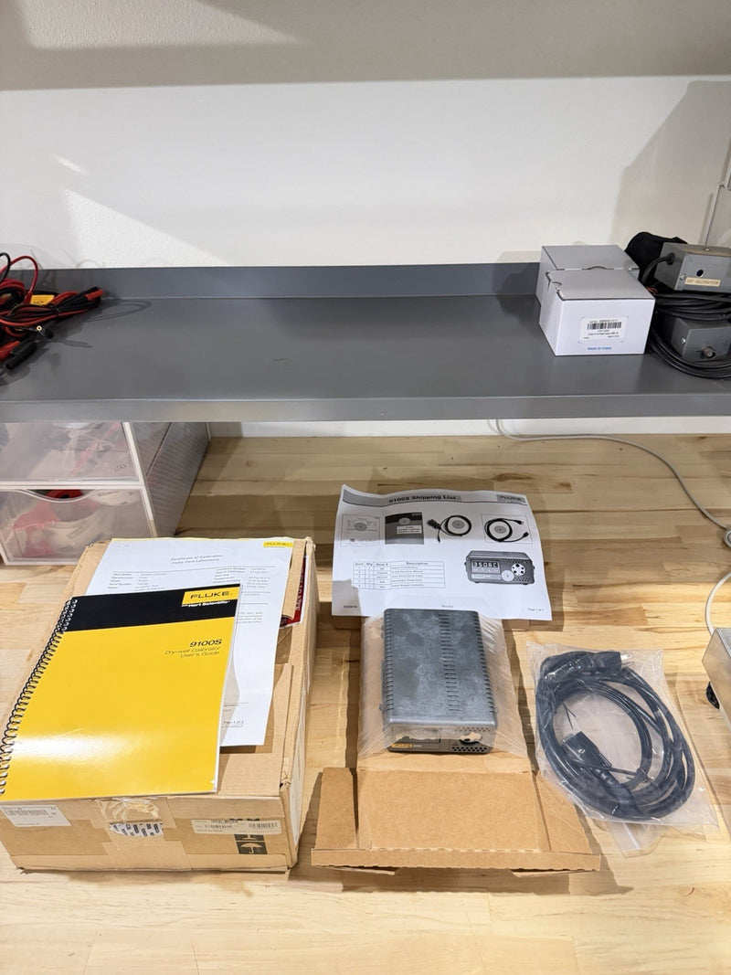 FLUKE CALIBRATION 9100S DRY WELL TEMPERATURE CALIBRATOR