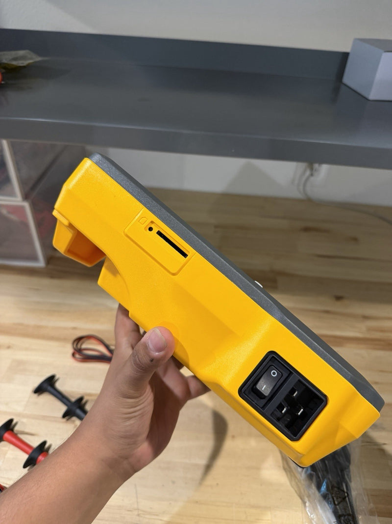 FLUKE ESA615 115V ELECTRICAL SAFETY ANALYZER TESTER WITH LEADS & CHARGER TESTED