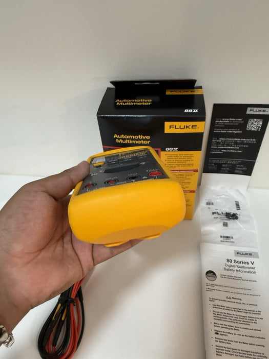 FLUKE 88V AUTOMOTIVE MULTIMETER (NEW FACTORY SEALED) CALIBRATED 2024 -SHIPS FAST