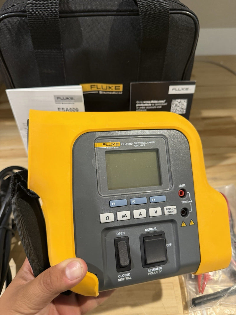 FLUKE BIO MEDICAL ESA609 ELECTRICAL SAFETY ANALYZER PORTABLE METER & ACCESSORIES