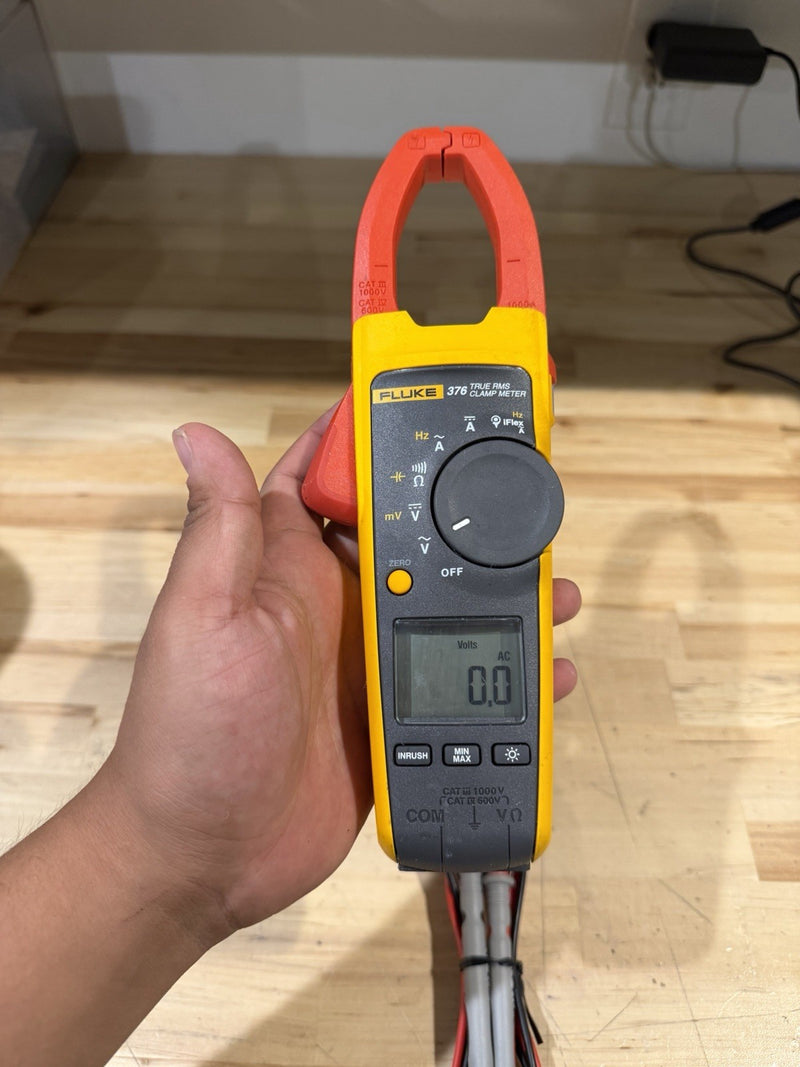 FLUKE 376 AC/DC TRUE RMS WIRELESS CLAMP METER W /LEADS & CLIPS -SHIPS FAST