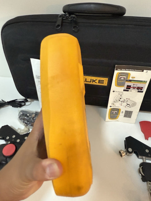 FLUKE 830 LASER ALIGNMENT TOOL W/ ACCESSORIES (TESTED) FREE SHIPPING -SHIPS FAST