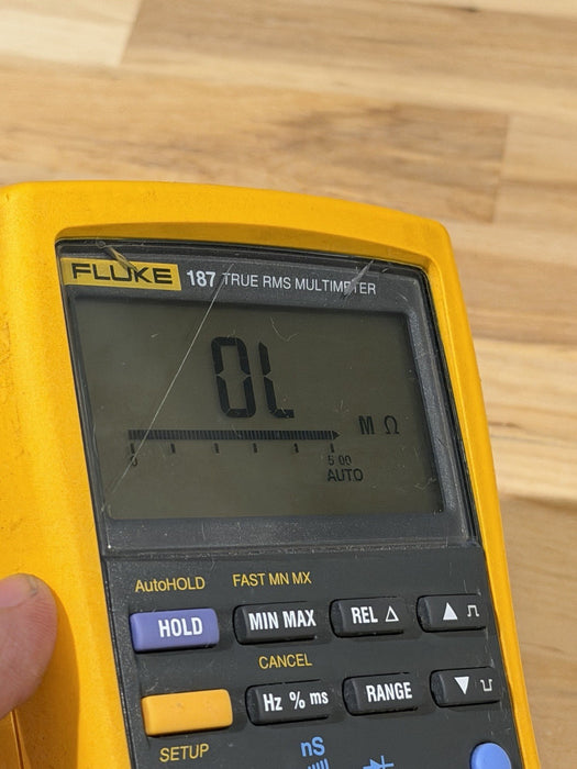 FLUKE 187 TRUE RMS MULTIMETER WITH LEADS TESTED