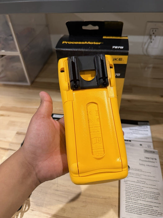 FLUKE 787B PROCESS METER TESTED