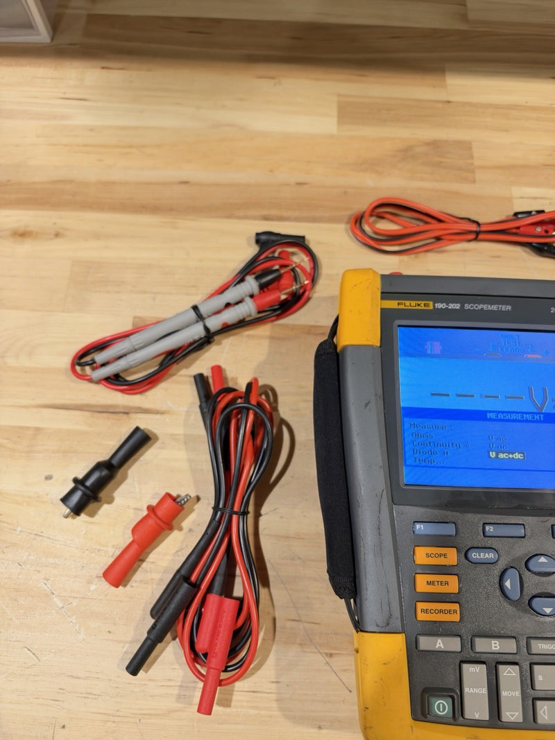 FLUKE 190-202 SCOPEMETER 2.5GS/S 2CHANNEL 200MHZ OSCILLOSCOPE (TESTED)SHIPS FREE