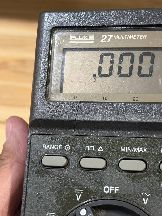 FLUKE 27 DIGITAL MULTIMETER WITH LEADS